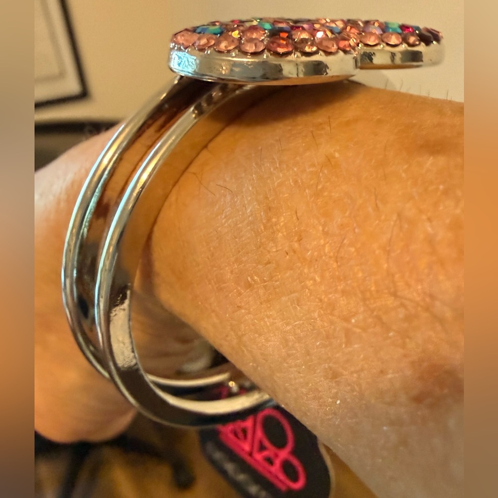 Significant Shimmer - Pink Bracelet - Picture 3 of 3